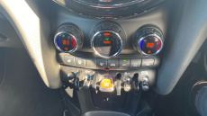 MINI Hatchback 2.0 Cooper S Exclusive 3dr Auto Petrol Hatchback